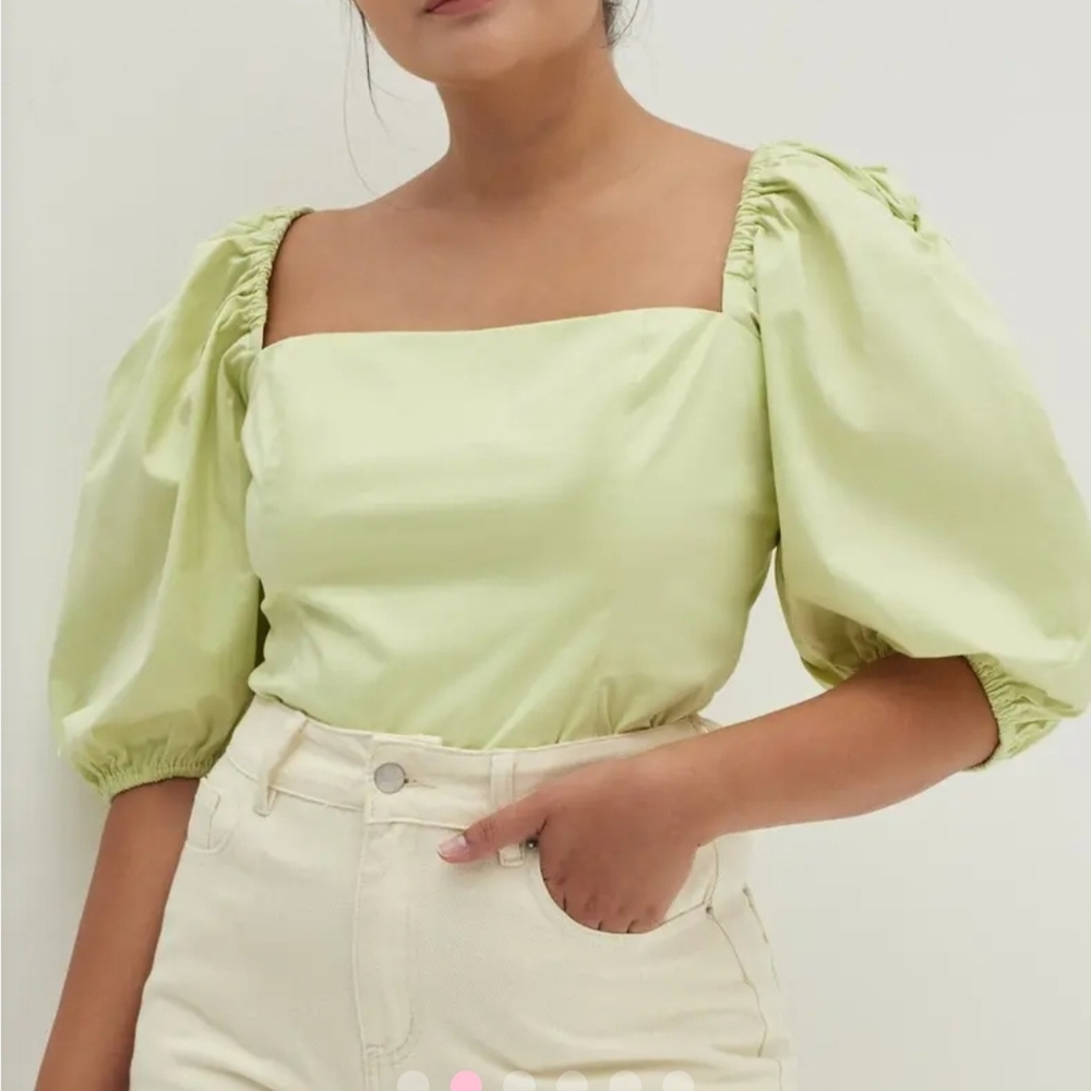 Women's Puff Sleeve Top - Light Green